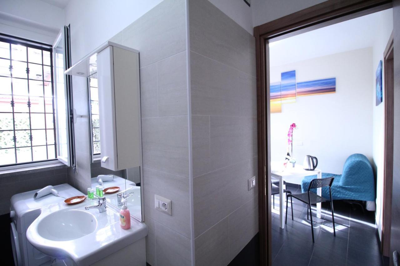 Anagnina Apartment โรม ภายนอก รูปภาพ